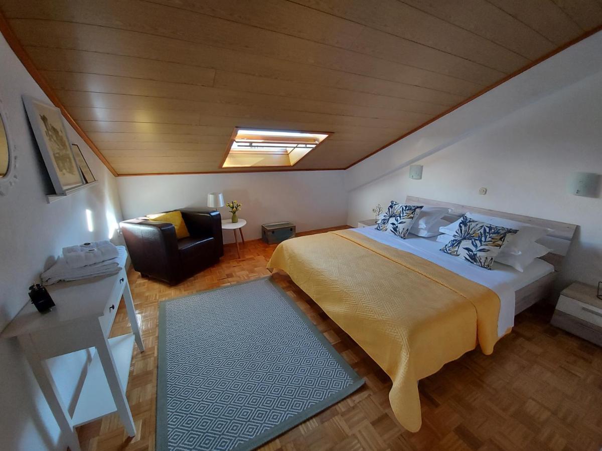 Apartments And Rooms Villa Dona Makarska Exterior foto